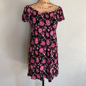 Ambience Floral Dress Pink /Black Size Large Short Sleeve
